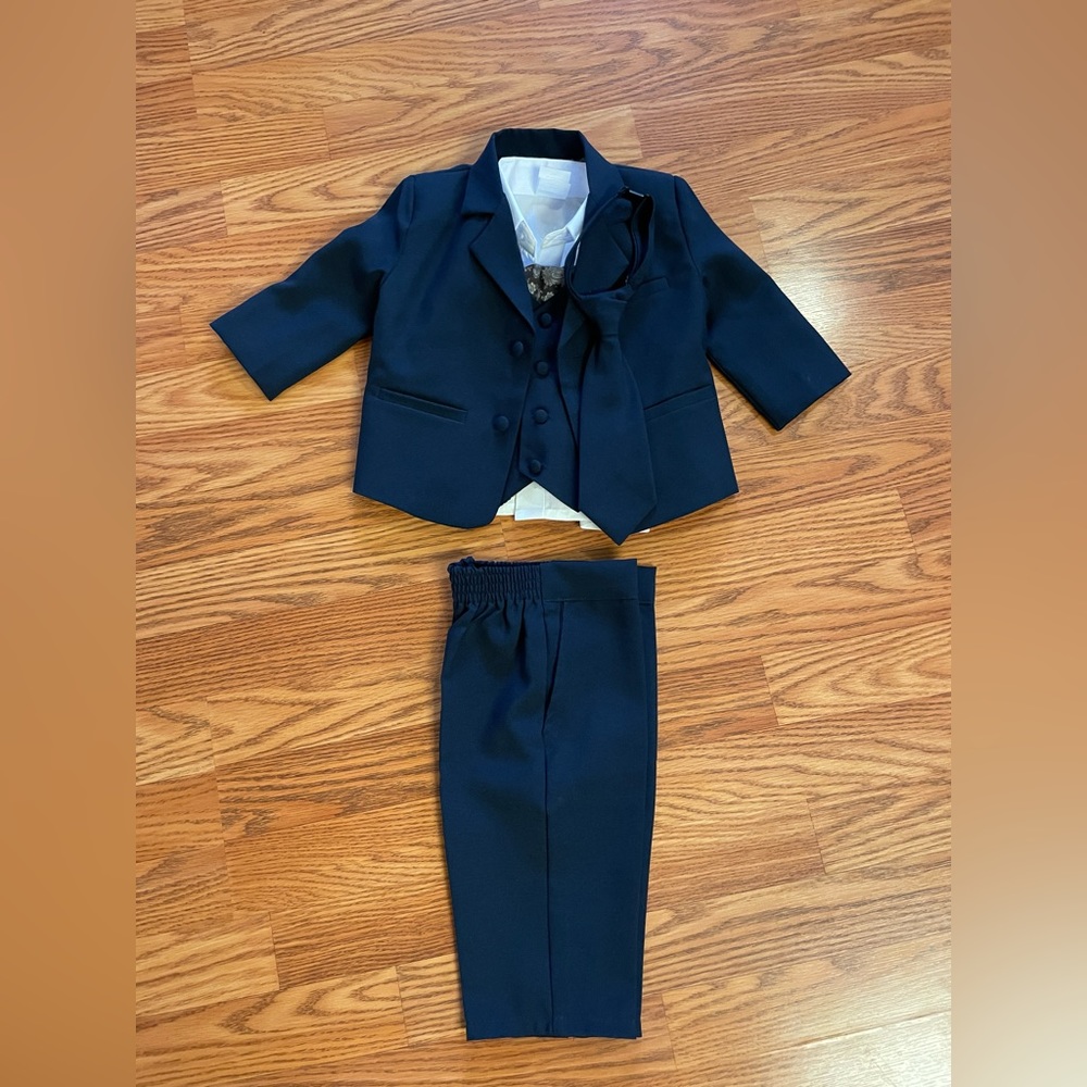 Peanut Butter Collection Toddler's Tuxedo Size 1 Navy